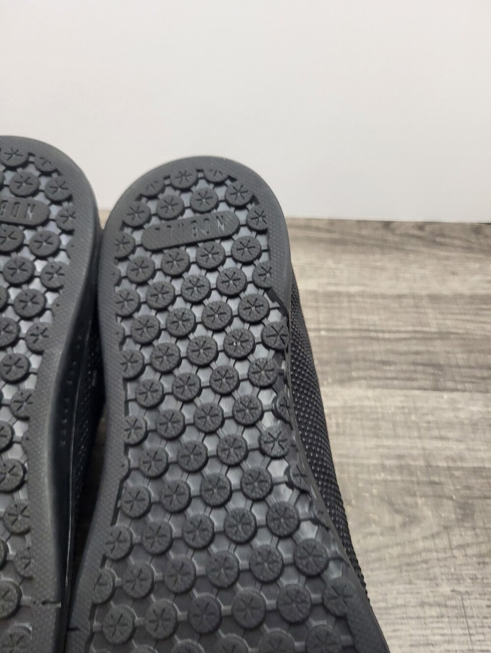 NOBULL Outwork Triple Black Trainer Shoes Sneakers Women's 8.5 Men's 7 - Picture 9 of 10